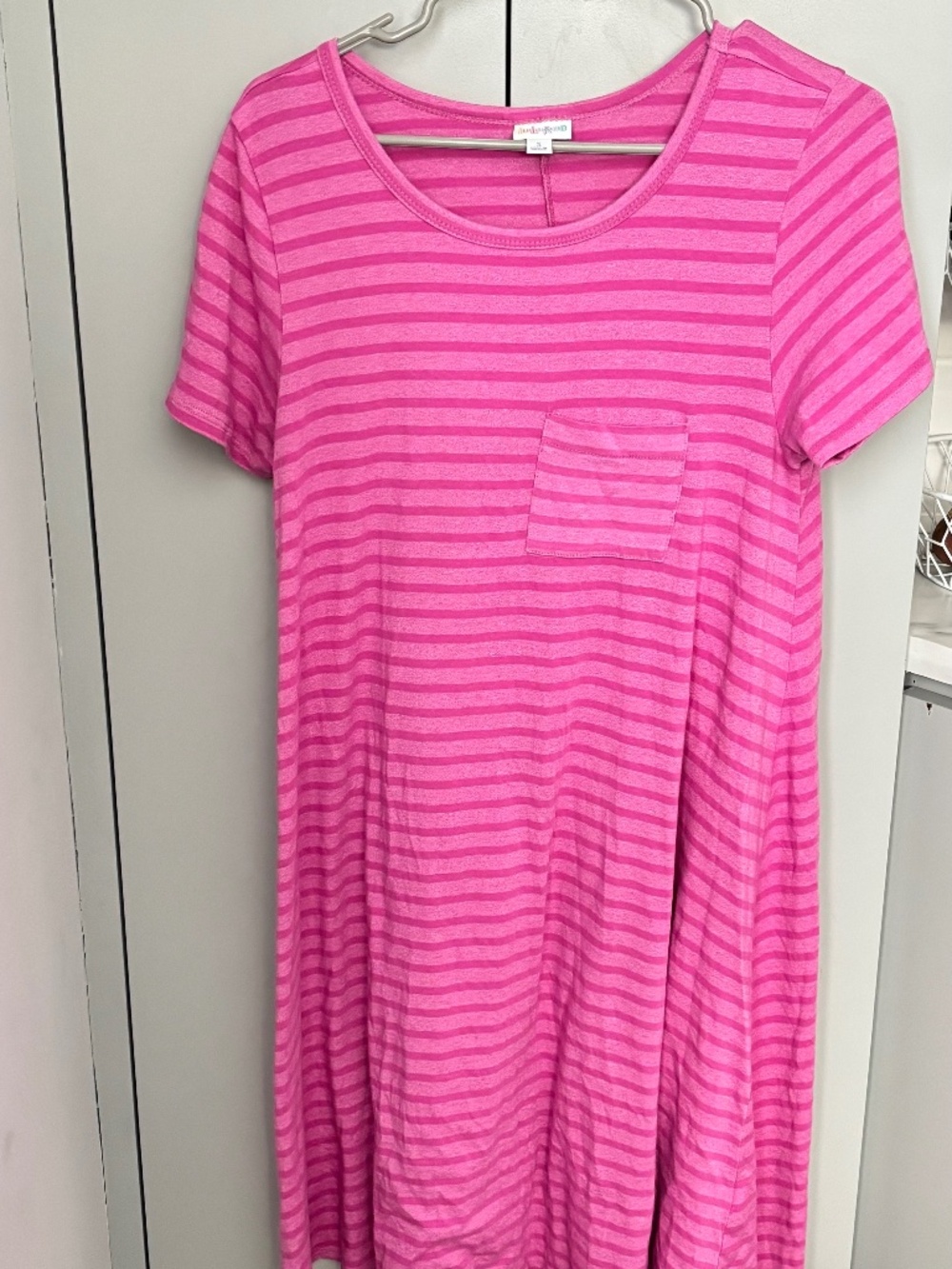 LuLaRoe Women's Carly Swing Dress Short Sleeve Pocket Pink Stripes High Low Sz S
